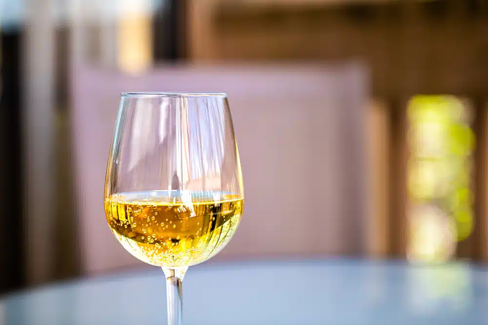 A glass of white wine at the best wineries in northern Virginia this winter